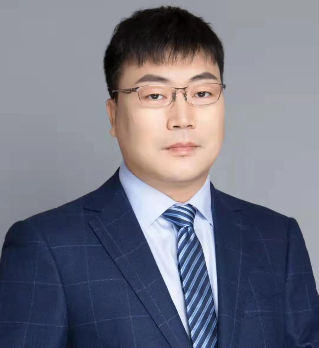 郑伟锋.jpg